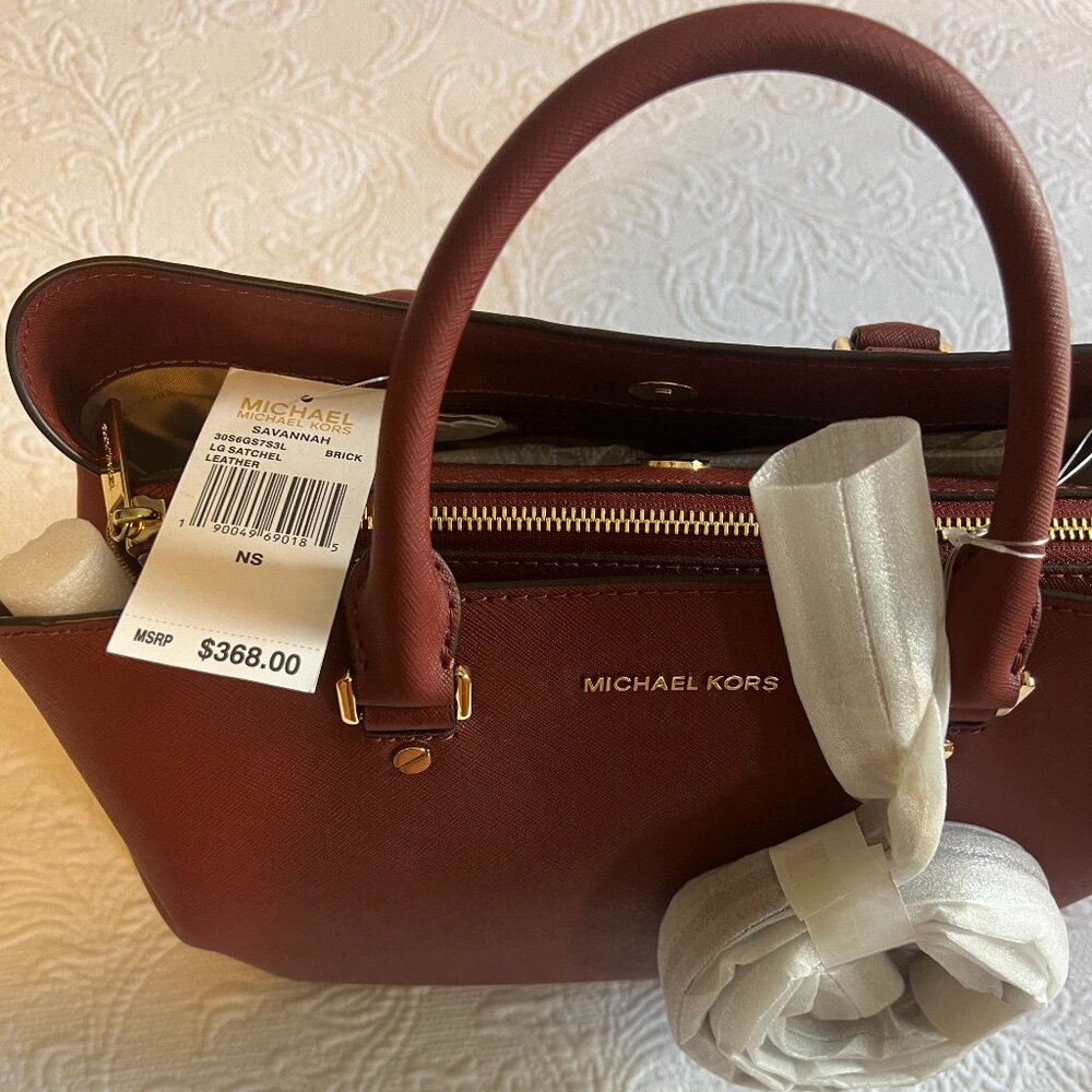 Michael Kors Savannah Large Satchel in the color Brick - Picture 2 of 4